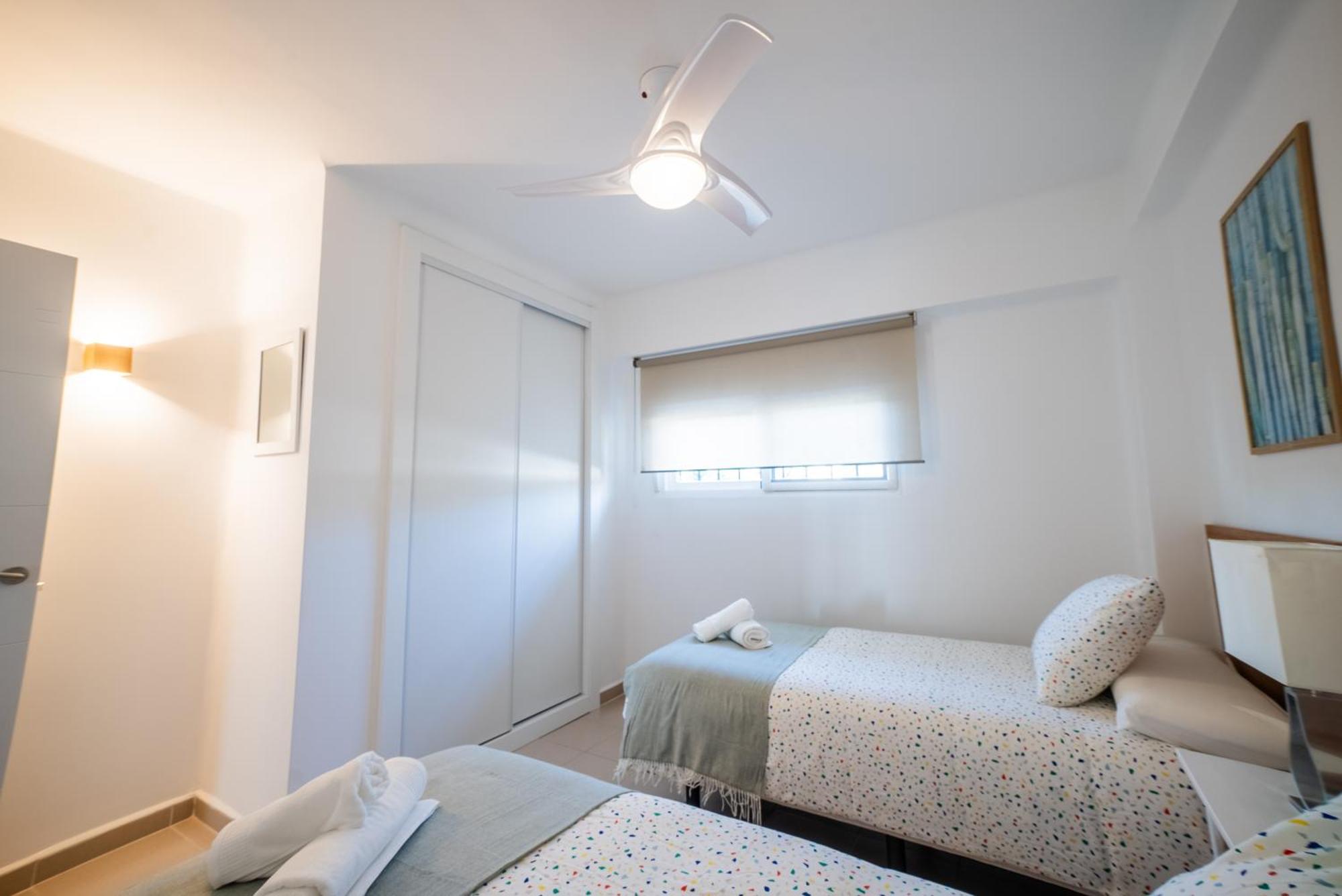 Oasis En Playamar Con Piscina Apartment Torremolinos Exterior photo