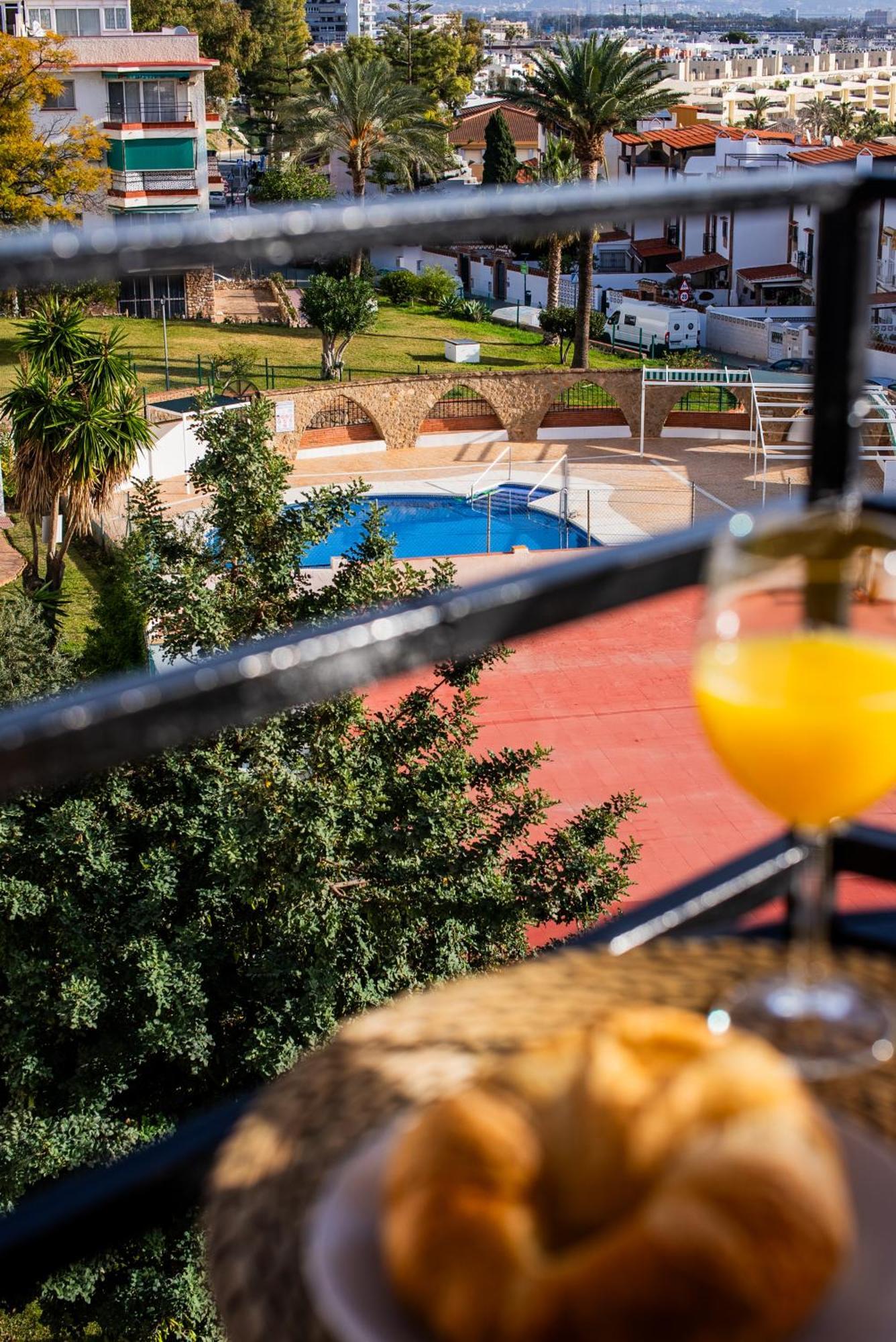 Oasis En Playamar Con Piscina Apartment Torremolinos Exterior photo